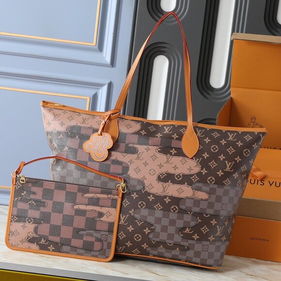 Yves Saint Laurent Tote Bags, Shoulder Bags - Picture 1 of 9
